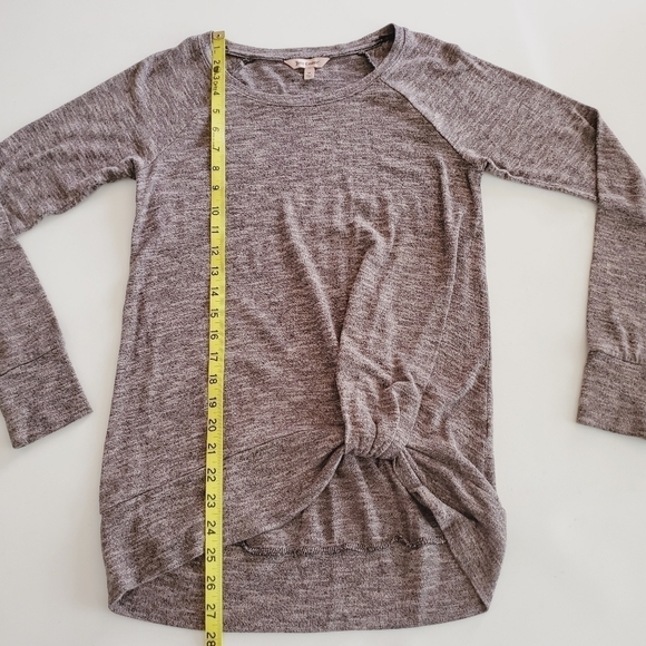 1143 * Juicy Couture Twist Front Hem Top Gray Size M - Picture 10 of 11